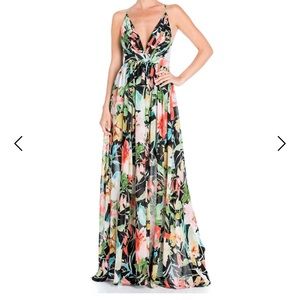 Meghan LA Floral Maxi